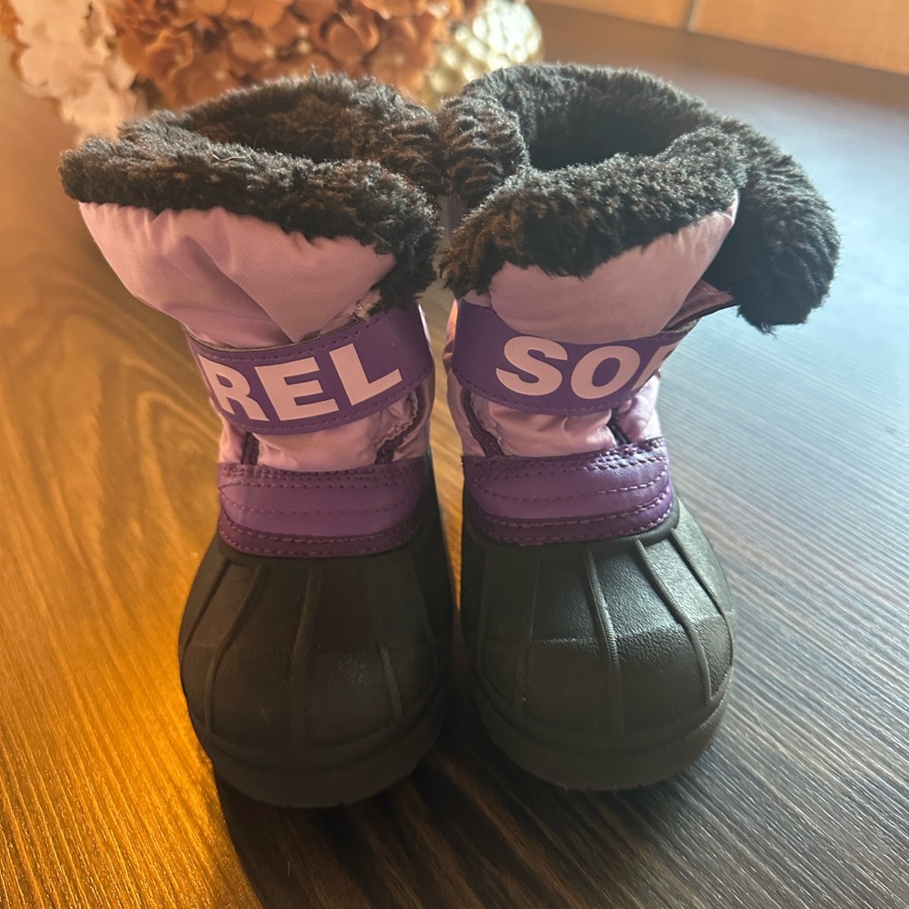 Sorel Black and Purple Toddler Snow Boots-FREE SHIPPING!!!!